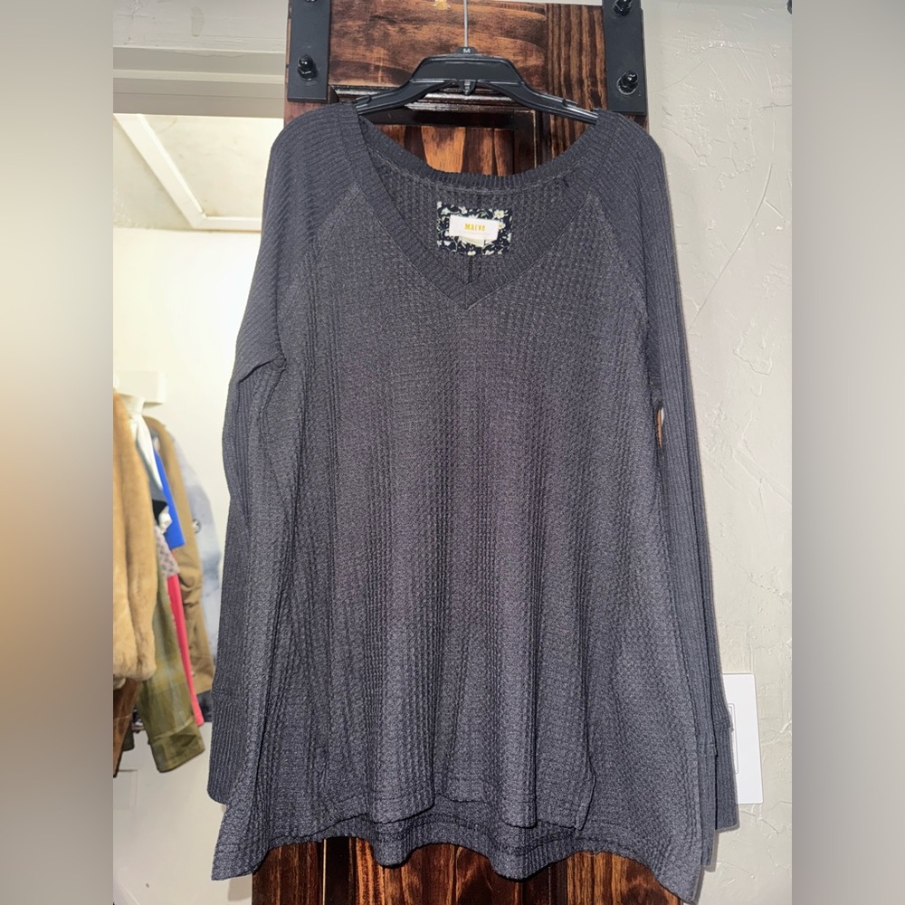 MAEVE Black V-Neck Long Sleeve Top